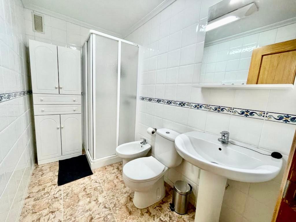 De Vacaciones Appartement Torrevieja Buitenkant foto