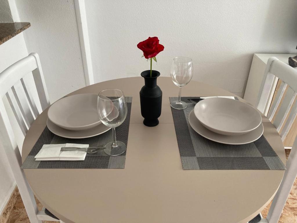 De Vacaciones Appartement Torrevieja Buitenkant foto