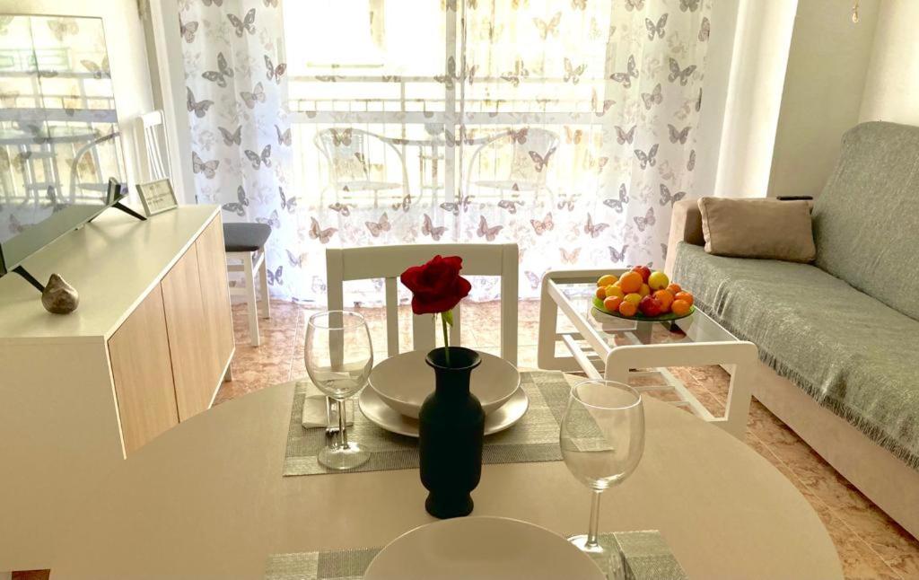 De Vacaciones Appartement Torrevieja Buitenkant foto